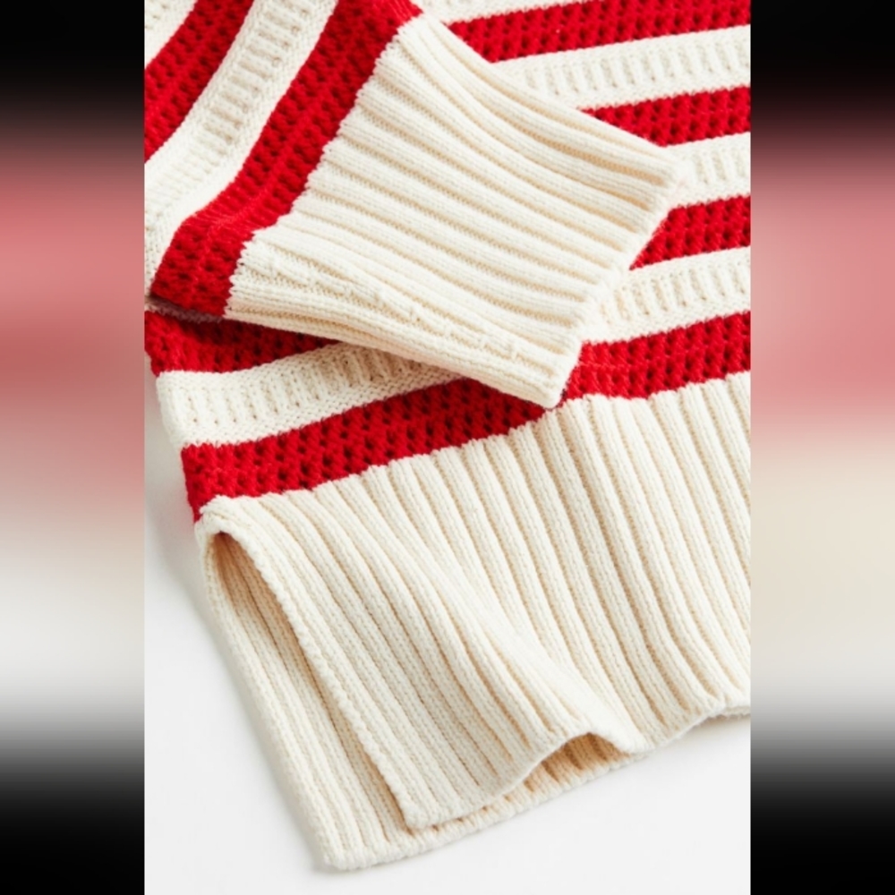 🆕️NWT H&M Hole-knit Sweater in 'Red/striped', Size Medium - Picture 8 of 16